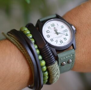 4 Pcs/ Watch/ Bracelets